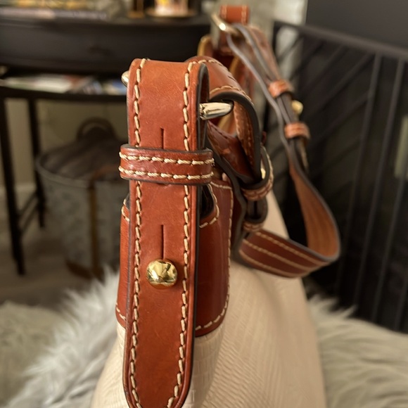 Dooney & Bourke Shoulder Bag - Picture 5 of 7